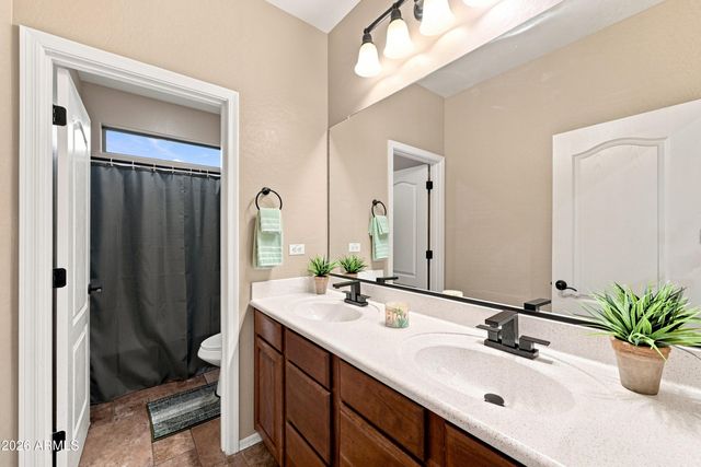 4340 S WHITE Drive, Chandler, AZ 85249
