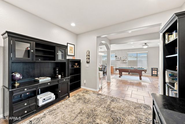 4340 S WHITE Drive, Chandler, AZ 85249