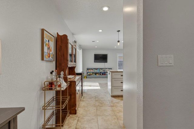 1101 Marne Drive, Hollister, CA 95023