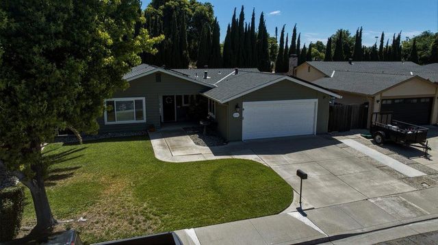 1101 Marne Drive, Hollister, CA 95023