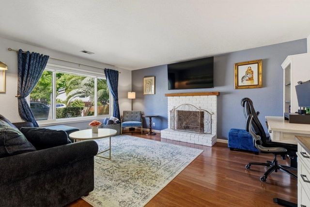 1101 Marne Drive, Hollister, CA 95023