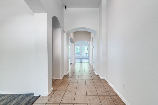 5036 Kestrel Drive, Mesquite, TX 75181