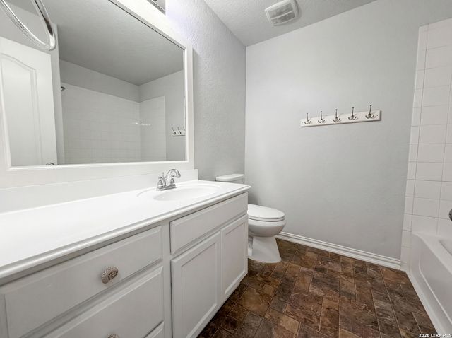 8910 Olmstead, Converse, TX 78109