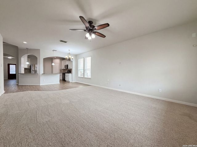 8910 Olmstead, Converse, TX 78109