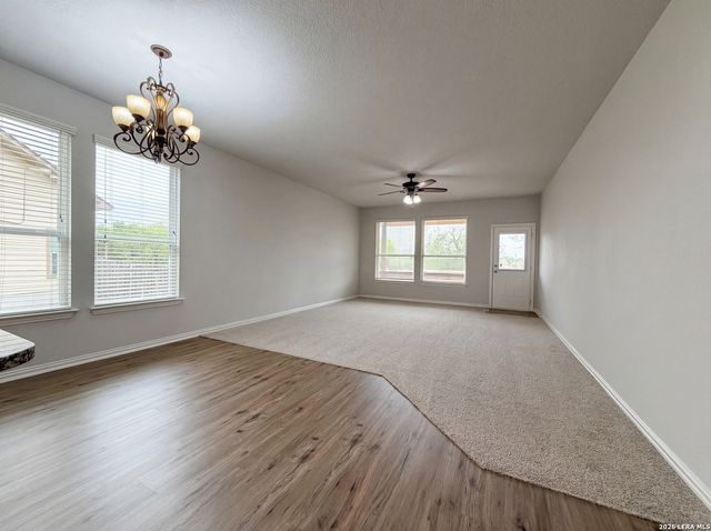 8910 Olmstead, Converse, TX 78109