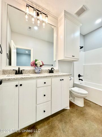 225 SE 7th Avenue, Magee, MS 39111