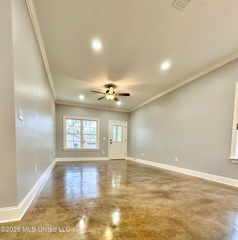 225 SE 7th Avenue, Magee, MS 39111