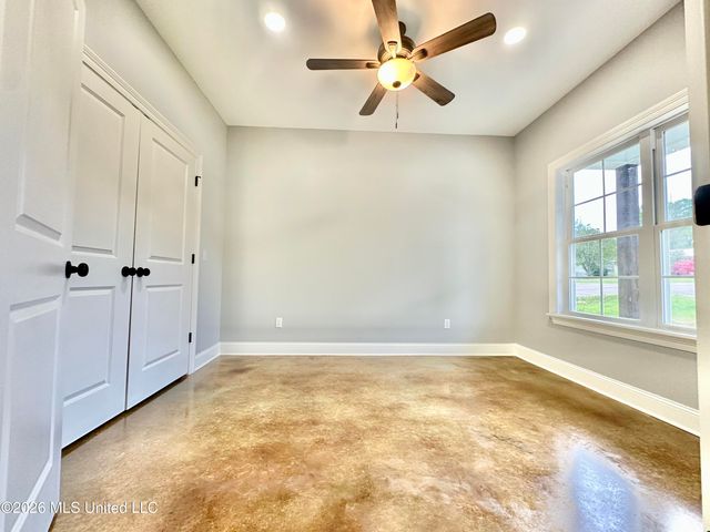 225 SE 7th Avenue, Magee, MS 39111