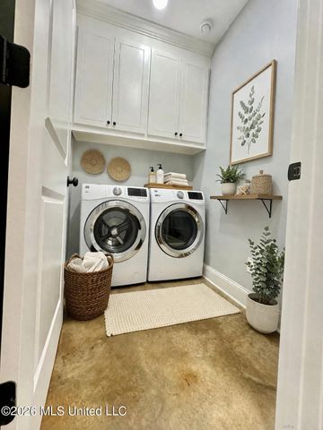 225 SE 7th Avenue, Magee, MS 39111