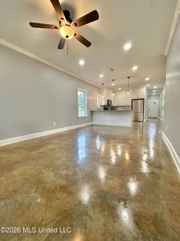 225 SE 7th Avenue, Magee, MS 39111