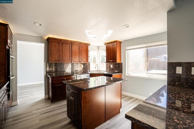4437 Deerfield Dr, Antioch, CA 94531