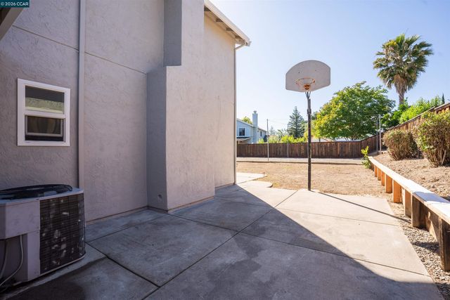 4437 Deerfield Dr, Antioch, CA 94531