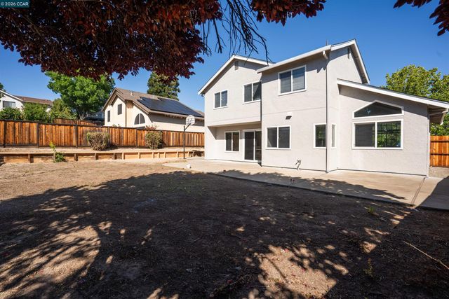 4437 Deerfield Dr, Antioch, CA 94531