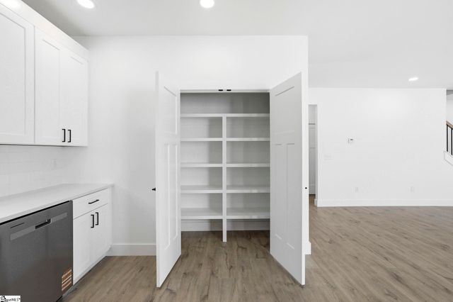 425 Ambiance Court, Spartanburg, SC 29301