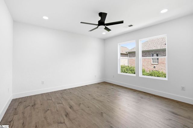 425 Ambiance Court, Spartanburg, SC 29301