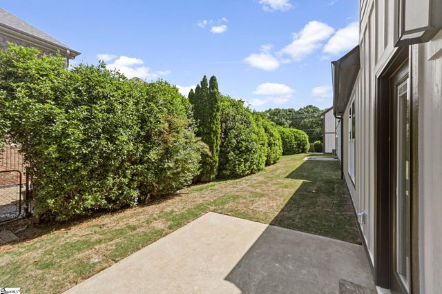 425 Ambiance Court, Spartanburg, SC 29301