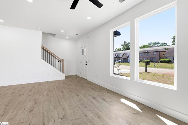 425 Ambiance Court, Spartanburg, SC 29301