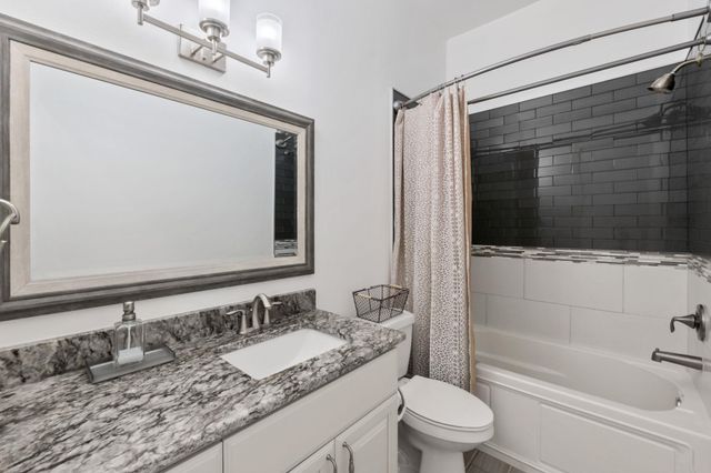 1300 Sparrow LN, Austin, TX 78734