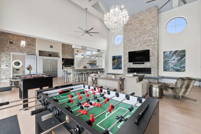 1300 Sparrow LN, Austin, TX 78734