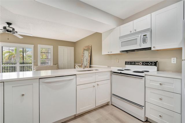 1605 S Us Highway 1 201V5, Jupiter, FL 33477