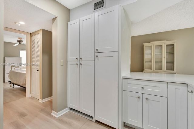 1605 S Us Highway 1 201V5, Jupiter, FL 33477