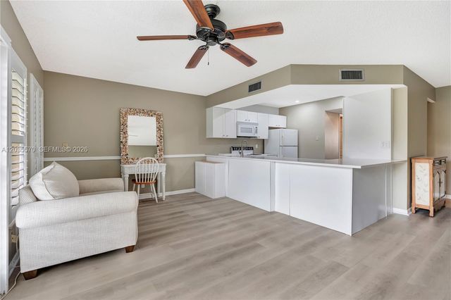 1605 S Us Highway 1 201V5, Jupiter, FL 33477
