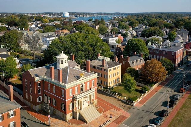 1 Boardman Street 6, Salem, MA 01970