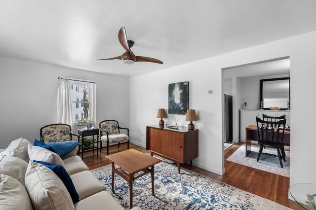 1 Boardman Street 6, Salem, MA 01970