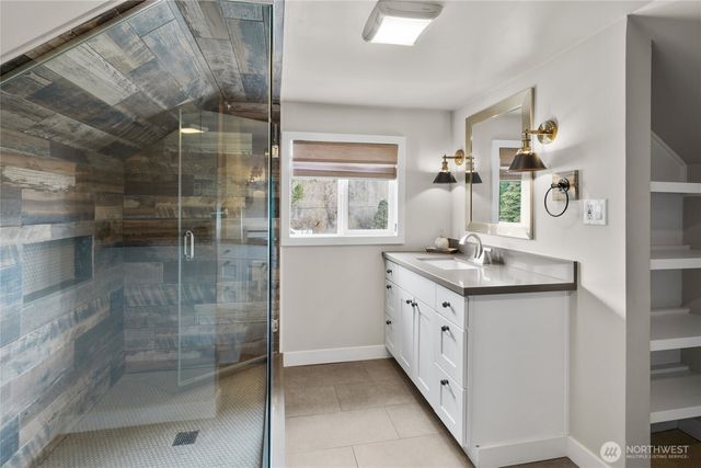 300 S 1st Street, Roslyn, WA 98941