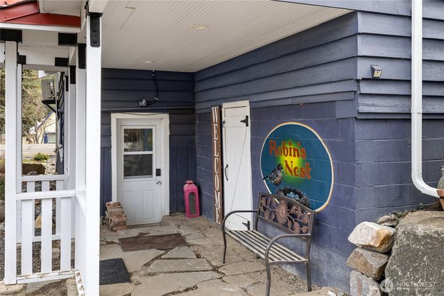 300 S 1st Street, Roslyn, WA 98941