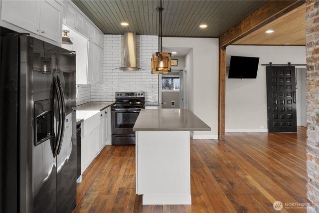 300 S 1st Street, Roslyn, WA 98941