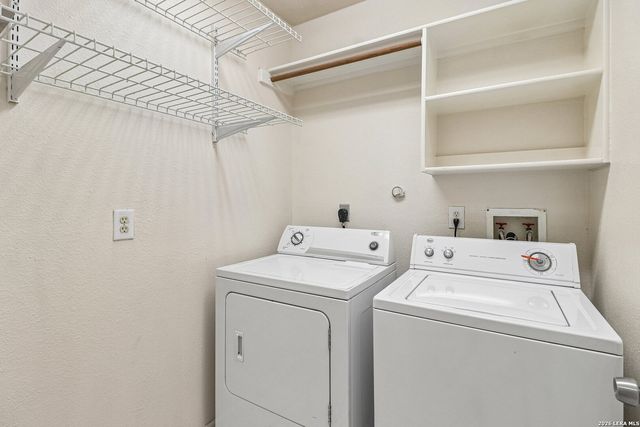 11238 JADE SPG, San Antonio, TX 78249