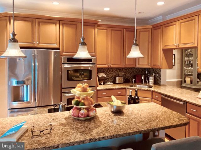 120 VICTORIA SQ, Media, PA 19063