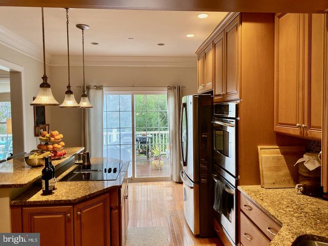 120 VICTORIA SQ, Media, PA 19063