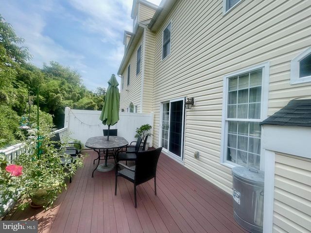 120 VICTORIA SQ, Media, PA 19063
