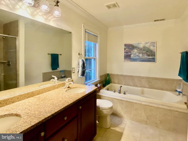 120 VICTORIA SQ, Media, PA 19063