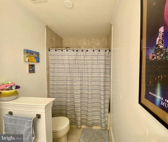 120 VICTORIA SQ, Media, PA 19063