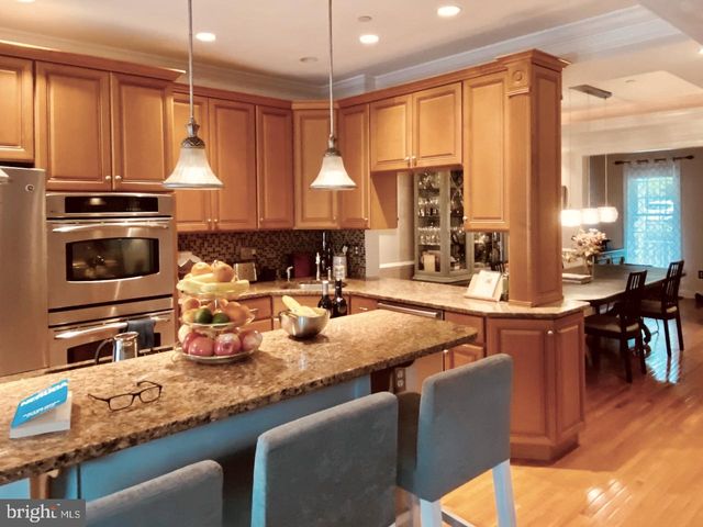 120 VICTORIA SQ, Media, PA 19063