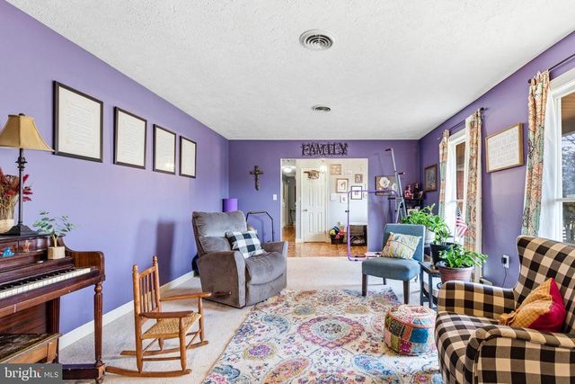 116 DENBROOK LN, Luray, VA 22835