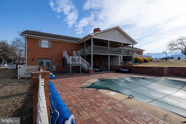 116 DENBROOK LN, Luray, VA 22835