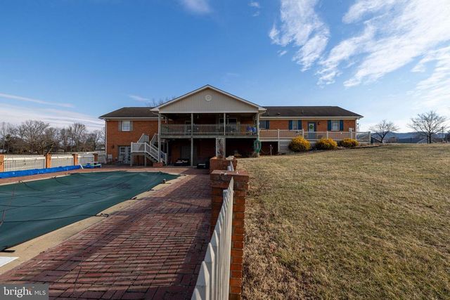 116 DENBROOK LN, Luray, VA 22835