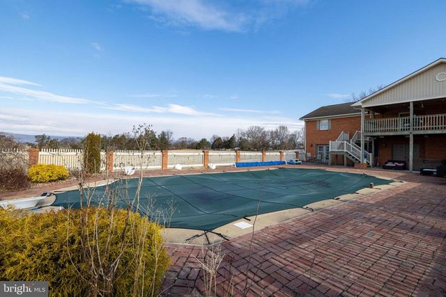 116 DENBROOK LN, Luray, VA 22835