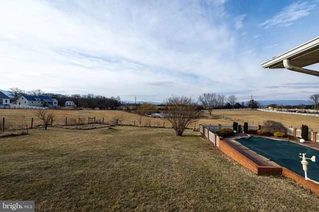 116 DENBROOK LN, Luray, VA 22835