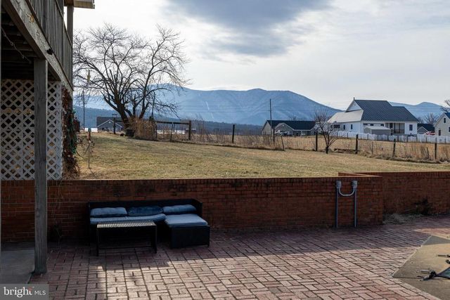 116 DENBROOK LN, Luray, VA 22835