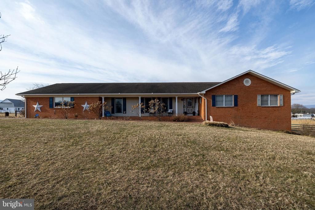 116 DENBROOK LN, Luray, VA 22835