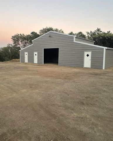 300 Arrowhead Pass, Jacksonville, OR 97530