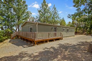 300 Arrowhead Pass, Jacksonville, OR 97530