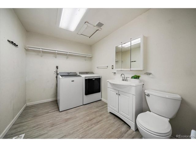 750 Kenton St, Aurora, CO 80010