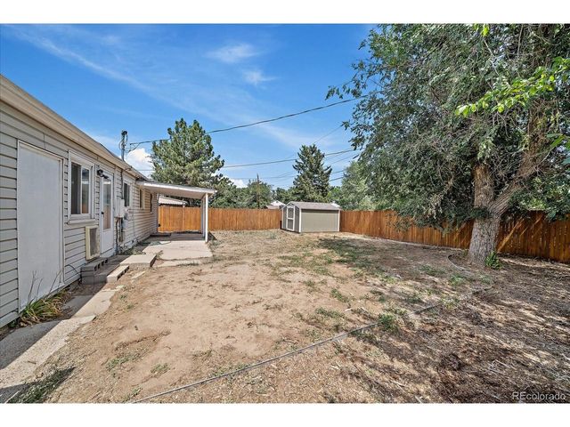 750 Kenton St, Aurora, CO 80010