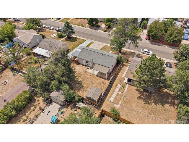 750 Kenton St, Aurora, CO 80010